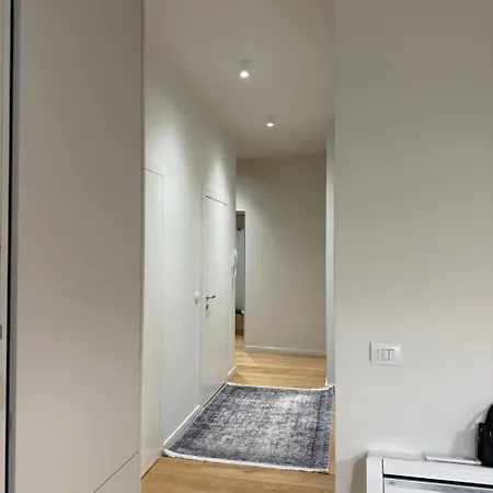 דירה Tirana Lake Residence *