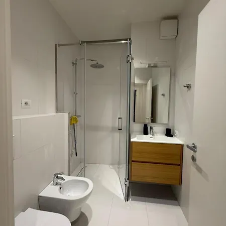 Tirana Lake Residence טיראנה